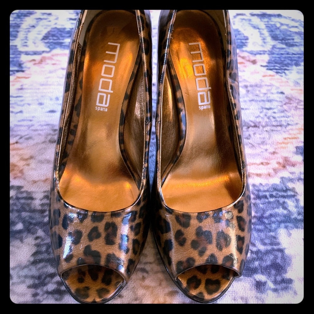 Moda Leopard Peep Toe Heels 6
